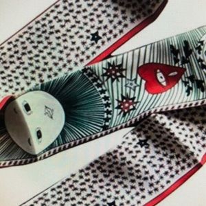 Accessories - Scarf, ribbon, or headband Accessories - Scarf, ribbon, or headband